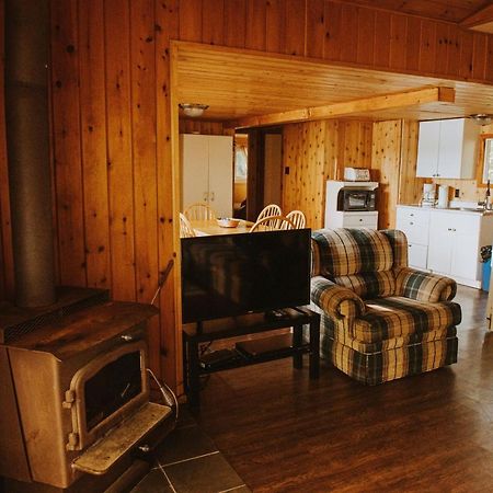 Lang Lake Resort Espanola Zewnętrze zdjęcie