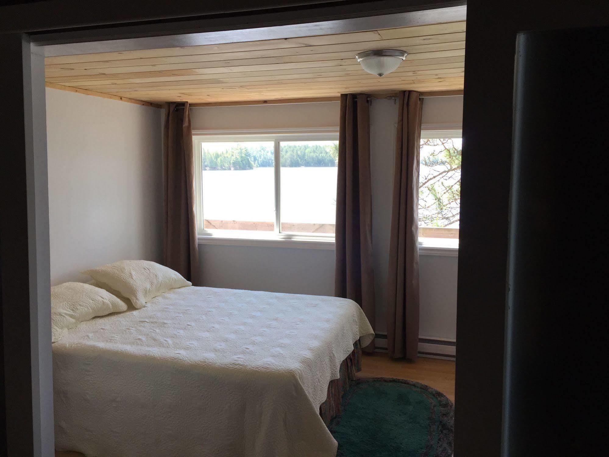 Lang Lake Resort Espanola Zewnętrze zdjęcie
